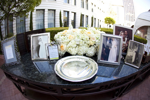 Image Courtesy of Jay Kelly Photo wedding-yentas-guestbook-ideas