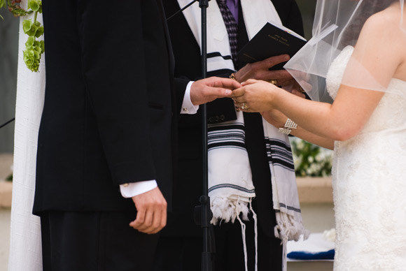 jewish-wedding-traditions